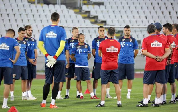 Tricolorii au susţinut antrenamentul oficial la Belgrad (sursa foto: Facebook Echipa nationala de fotbal a Romaniei)