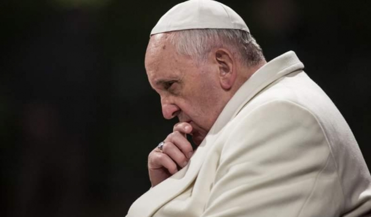 Papa Francisc consideră că nicio ţară nu ar trebui să deţină arme nucleare