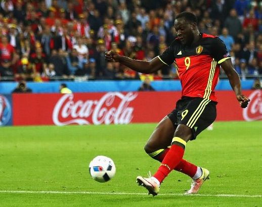 Atacantul belgian Romelu Lukaku şi-a trecut în cont o dublă în partida cu Irlanda