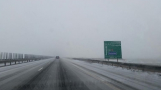 Circulaţie în condiţii de ninsoare slabă pe autostrada A2