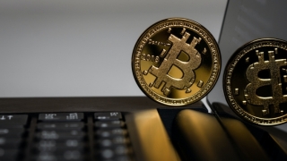 Bitcoin a scăzut cu 10% după ce China a interzis activităţile de minare într-o regiune importamtă