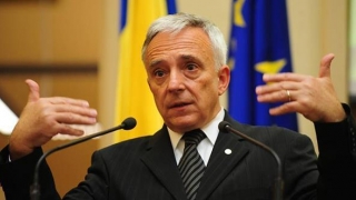 Isărescu: E posibil ca anul acesta, cursul de schimb pentru un euro ''să sară'' de 5 lei