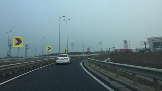 Se circulă pe carosabil umed pe principalele autostrăzi din țară