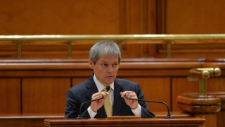 Cioloș cere urgentarea reformei în administrație