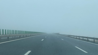 Atenție, șoferi! Ceaţă pe autostrada A2 Bucureşti - Constanţa