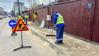 Constanța. Continuă lucrările de reamenajare a zonei pietonale de pe strada Baba Novac