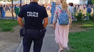 Polițiștii locali constănțeni alături de elevi, la începutul noului an școlar