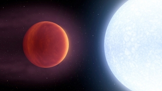 Soarta tristă a unei exoplanete uriaşe, aproape la fel de fierbinte ca Soarele