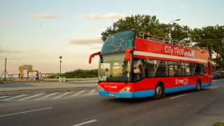 Autobuzele etajate din Constanţa, vor circula începând de vineri