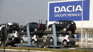 Dacia a reluat azi activitatea, în condiţii speciale. Câţi oameni oameni au venit la lucru şi câte maşini vor fi produse