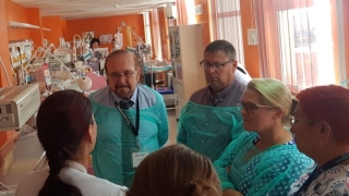 Specialiști americani în neonatologie, în vizită la Spitalul Județean Constanța