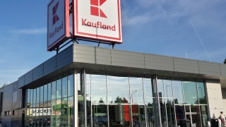 Kaufland face paşi către online şi livrări la domiciliu: nemţii lansează pachete standard pe care le vor livra la nivel naţional