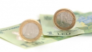 Se anticipează deprecierea leului până la 4,8262 lei/euro, în următorul an