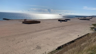 Apele Române dau în judecată operatorii de plaje care nu și-au demolat beach-bar-urile
