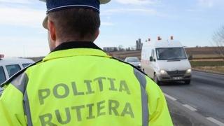 Șofer fără permis, oprit de polițiști pe autostrada A2