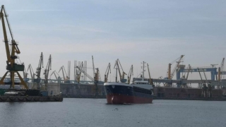 Peste 600.000 tone cereale din Ucraina trec prin portul românesc Constanţa