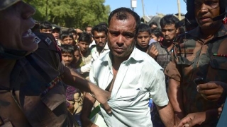 Peste 2.600 de locuințe din Myanmar, arse în zone locuite de musulmanii Rohingya