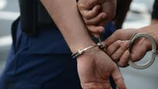 Doi bărbaţi arestaţi preventiv pentru trafic de migranţi