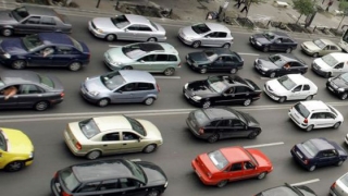 Ministrul Mediului recunoaşte că nu are o nouă versiune de taxă auto: Matematica nu e uşoară