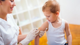 Un milion de persoane cu risc, vaccinate antigripal