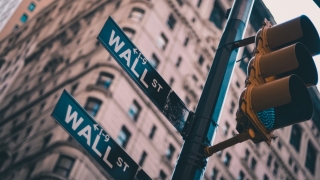 Wall Street: Toți cei trei indici majori au terminat la cele mai mari cote din toate timpurile